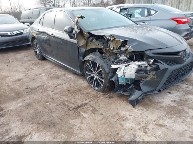 4T1B11HK0KU245762 Toyota CAMRY SE