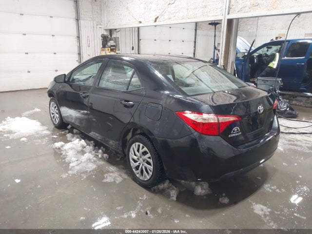 2T1BURHE9JC060755 Toyota COROLLA LE