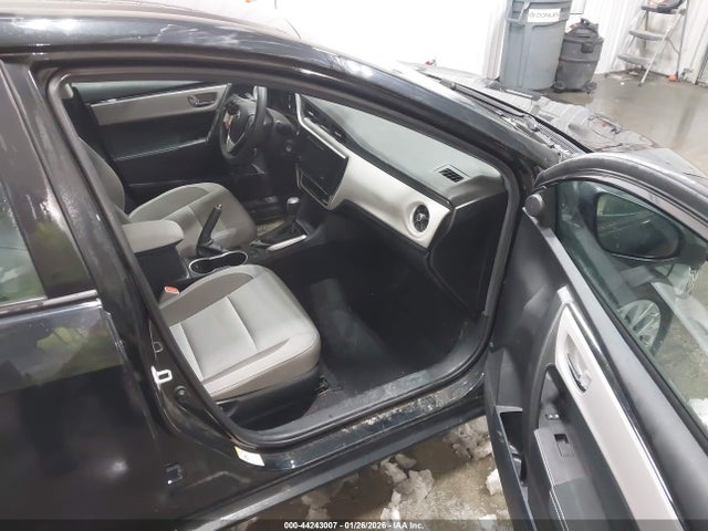 2T1BURHE9JC060755 Toyota COROLLA LE