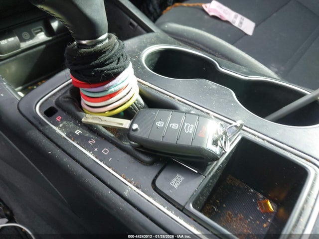 5XYPG4A3XJG423920 KIA Sorento 2.4l Lx