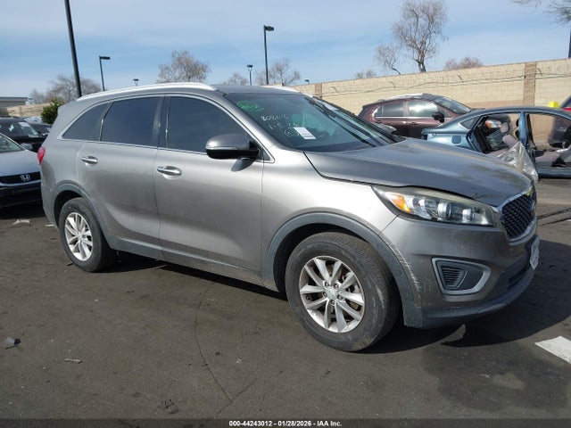 5XYPG4A3XJG423920 KIA Sorento 2.4l Lx