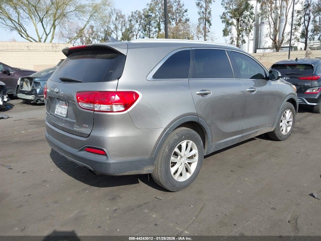 5XYPG4A3XJG423920 KIA Sorento 2.4l Lx