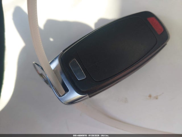 WAUK2AF27KN040676 Audi A6 55 Premium