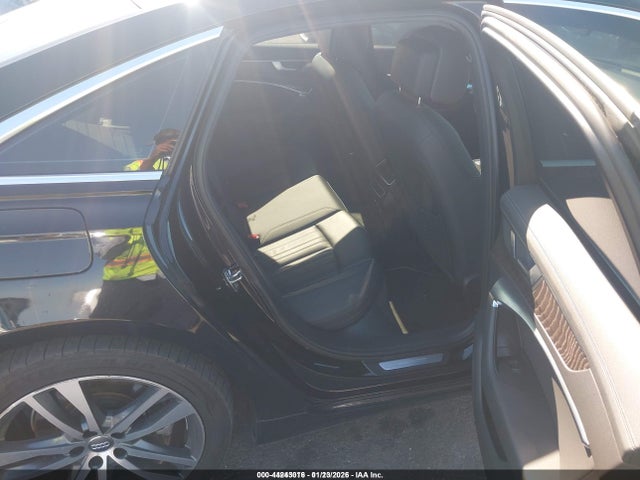 WAUK2AF27KN040676 Audi A6 55 Premium