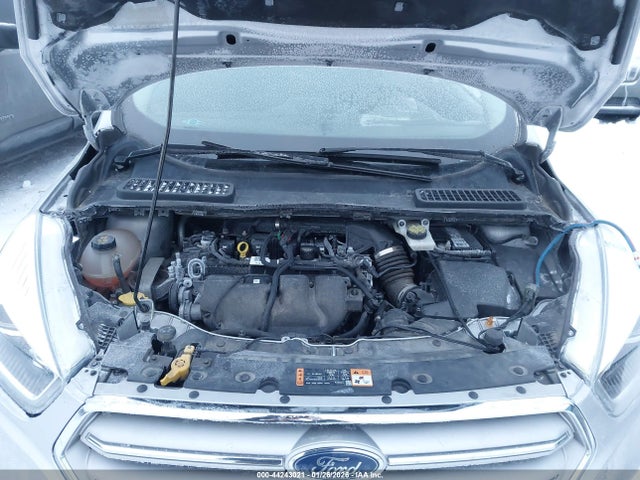 1FMCU9J95JUC49516 Ford Escape Titanium