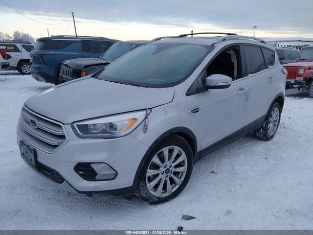 1FMCU9J95JUC49516 Ford Escape Titanium