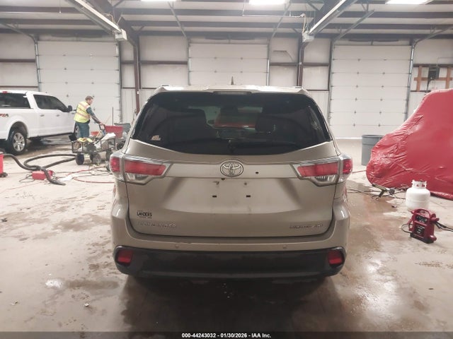 Toyota Highlander Limited V6 2014 5TDDKRFH4ES029518 Image 16