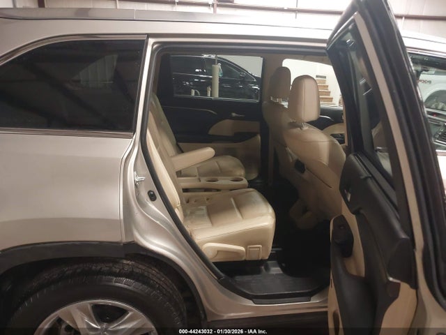 Toyota Highlander Limited V6 2014 5TDDKRFH4ES029518 Image 8
