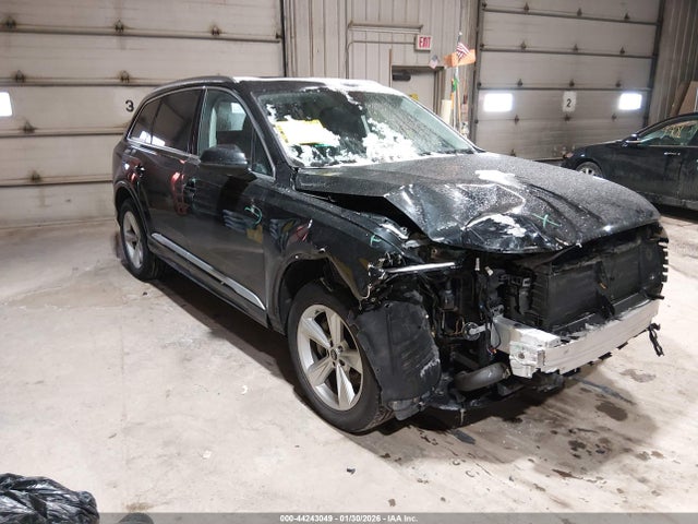 2022 AUDI Q7 WA1LJBF76ND000718