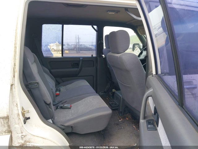 1998 ISUZU TROOPER JACDJ58X7W7903290 Photo 7