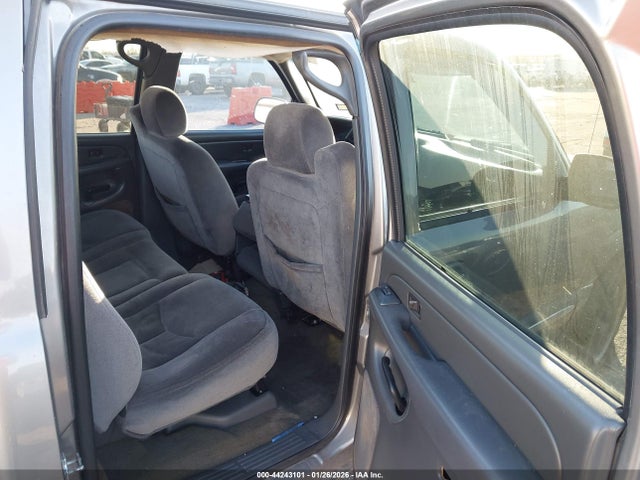 44243101 :رقم المزاد ، 2GTEC13V071180802 vin ، 2007 Gmc Sierra 1500 Classic Sl مزاد بيع