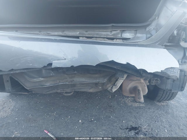 5NPD84LFXJH305916 Hyundai ELANTRA SEL
