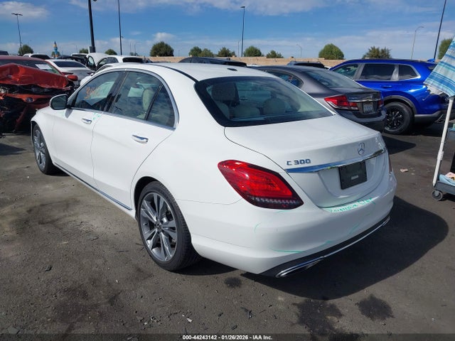 Mercedes-Benz C 300 2020 WDDWF8DB3LR527006 Image 3