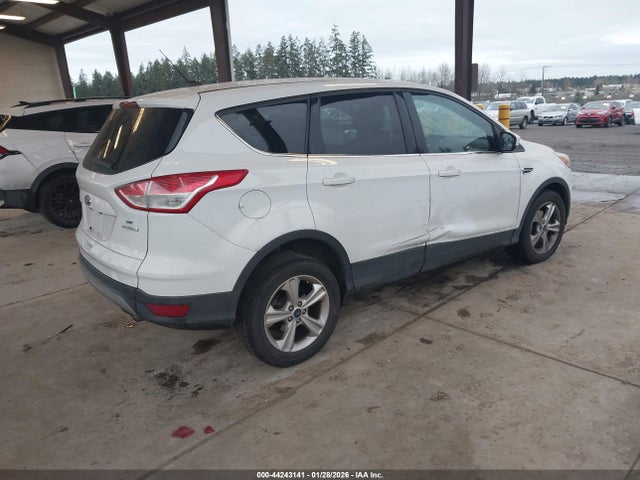 1FMCU0GX5EUA47220 Ford ESCAPE SE