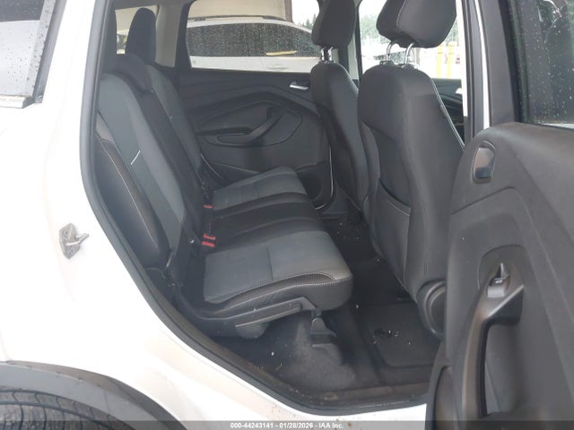 1FMCU0GX5EUA47220 Ford ESCAPE SE