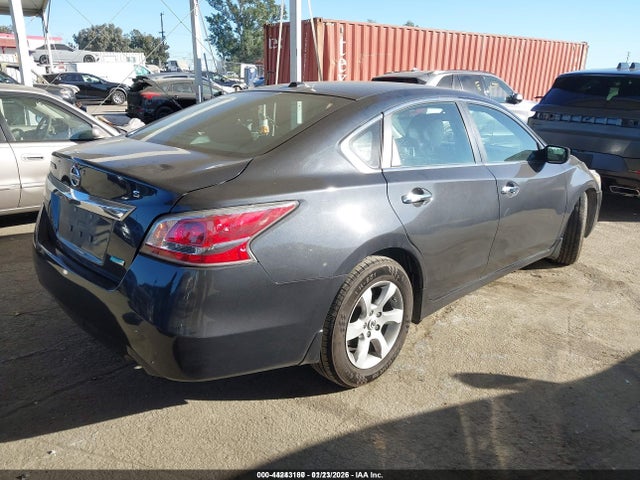 Nissan Altima 2.5 S 2014 1N4AL3AP1EC191125 Image 4