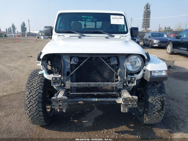 1C6HJTFG9NL107311 Jeep Gladiator Overland 4x4