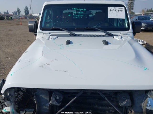 1C6HJTFG9NL107311 Jeep Gladiator Overland 4x4