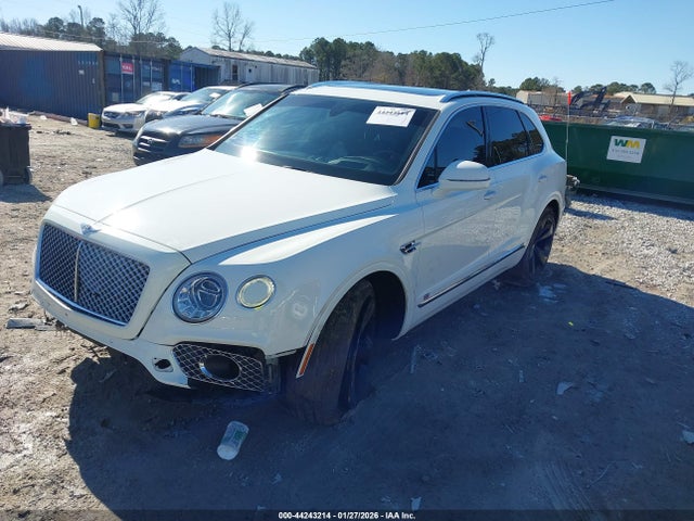 Продаж на аукціоні авто 2017 Bentley Bentayga W12/w12 First Edition, vin: SJAAC2ZV2HC015262, номер лоту: 44243214