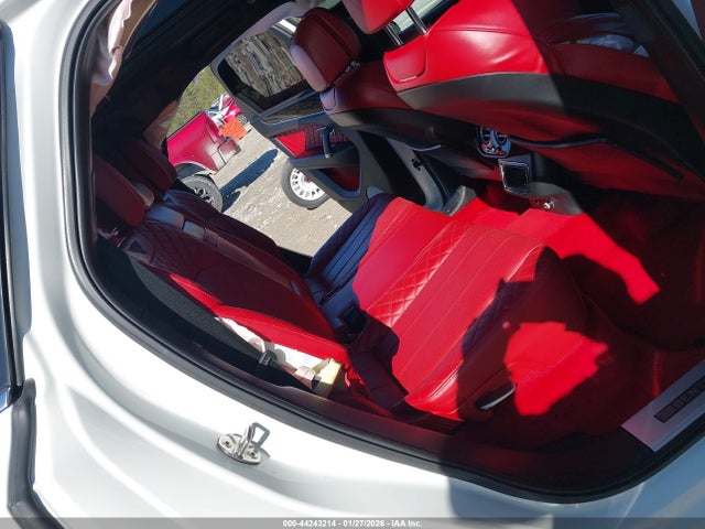 Продаж на аукціоні авто 2017 Bentley Bentayga W12/w12 First Edition, vin: SJAAC2ZV2HC015262, номер лоту: 44243214