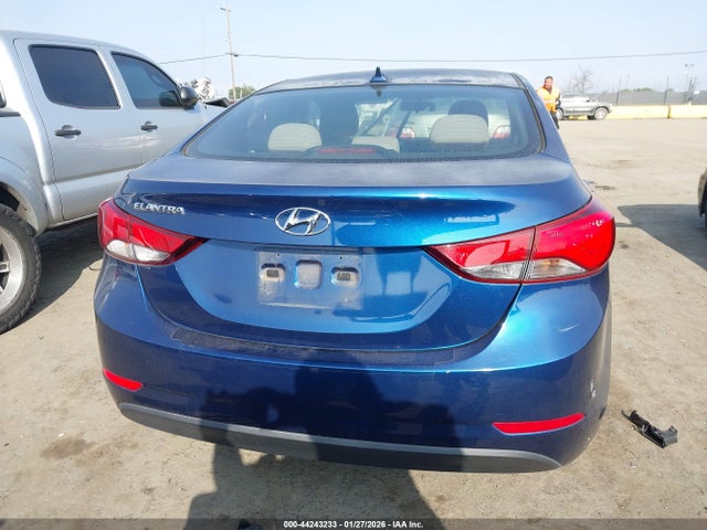 Hyundai ELANTRA SE 2016 5NPDH4AE2GH744207 Image 16