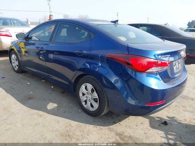 Hyundai ELANTRA SE 2016 5NPDH4AE2GH744207 Image 3