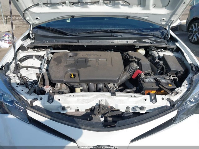 5YFBURHE0JP815808 Toyota COROLLA SE