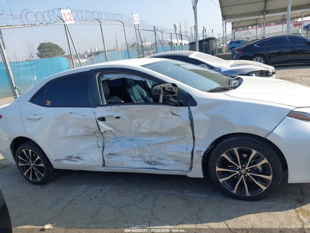 5YFBURHE0JP815808 Toyota COROLLA SE