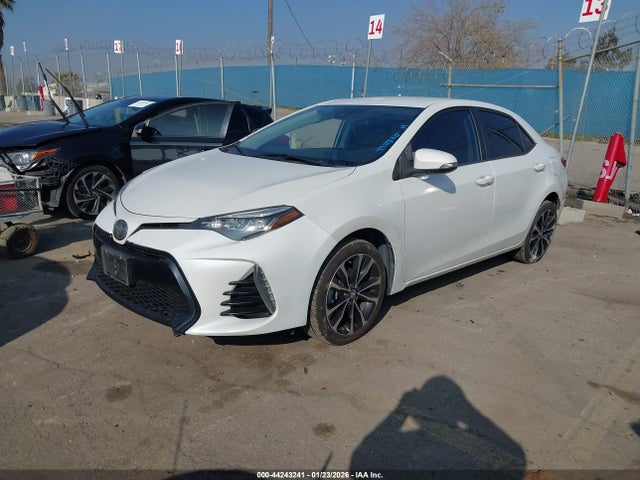 5YFBURHE0JP815808 Toyota COROLLA SE