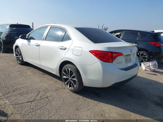 5YFBURHE0JP815808 Toyota COROLLA SE