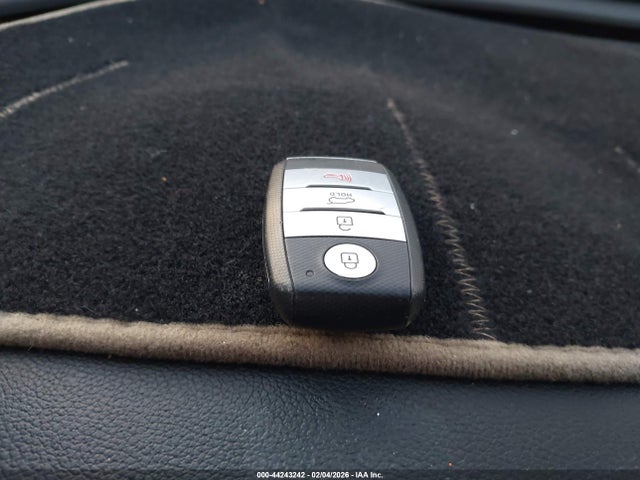 2017 KIA SORENTO 5XYPH4A53HG308228 Photo 10