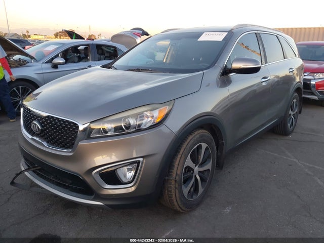 2017 KIA SORENTO 5XYPH4A53HG308228 Photo 1