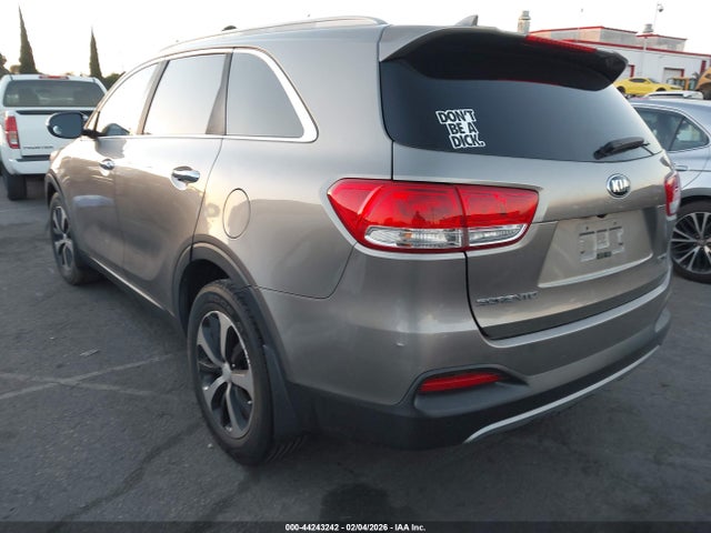 2017 KIA SORENTO 5XYPH4A53HG308228 Photo 2