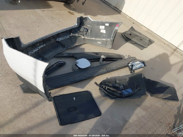 1GKS1GKD8MR259467 GMC Yukon Xl 2wd Slt