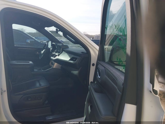 2021 GMC YUKON XL 1GKS1GKD8MR259467 Photo 4