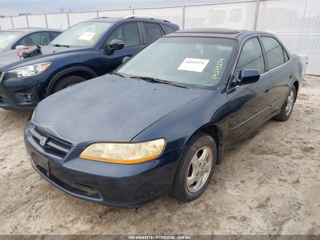 2000 HONDA ACCORD 1HGCG5652YA113786 Photo 1