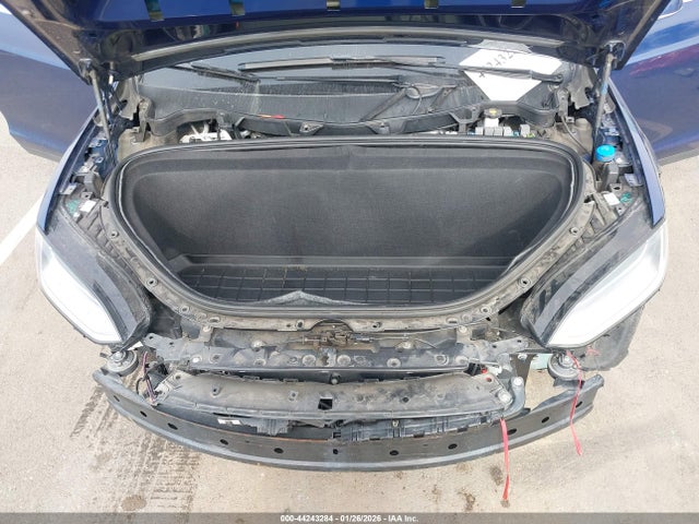 2016 TESLA MODEL X 5YJXCBE42GF021098 Photo 9