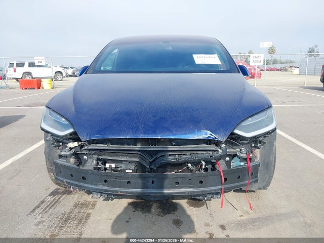Tesla Model X 75d/p100d/p90d 2016 5YJXCBE42GF021098 Image 13