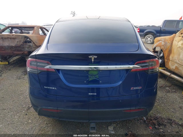 Tesla Model X 75d/p100d/p90d 2016 5YJXCBE42GF021098 Image 17
