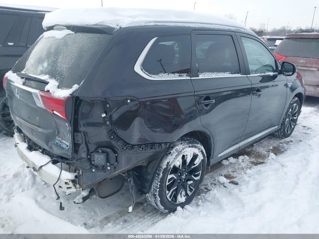 2018 MITSUBISHI OUTLANDER PHEV JA4J24A55JZ029291 Photo 3