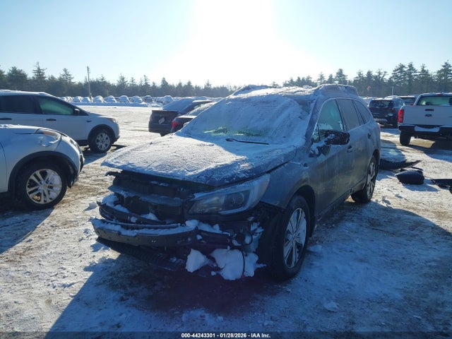 4S4BSAKC5J3308504 Subaru Outback 2.5i Limited
