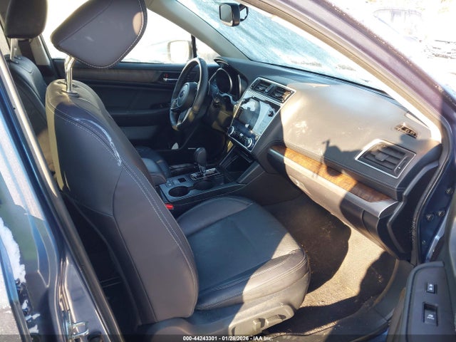 4S4BSAKC5J3308504 Subaru Outback 2.5i Limited