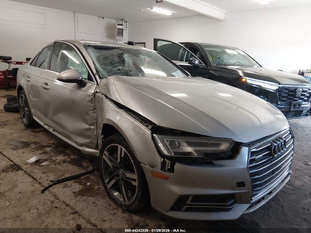 2017 AUDI A4 WAUENAF47HN034570 Photo 0