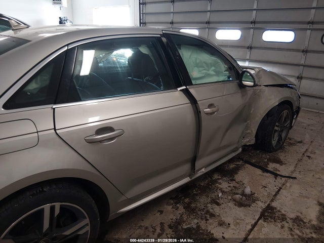 2017 AUDI A4 WAUENAF47HN034570 Photo 5