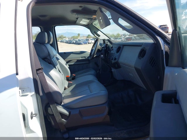 2011 FORD F-250 1FT7W2B62BEC98292 Photo 4