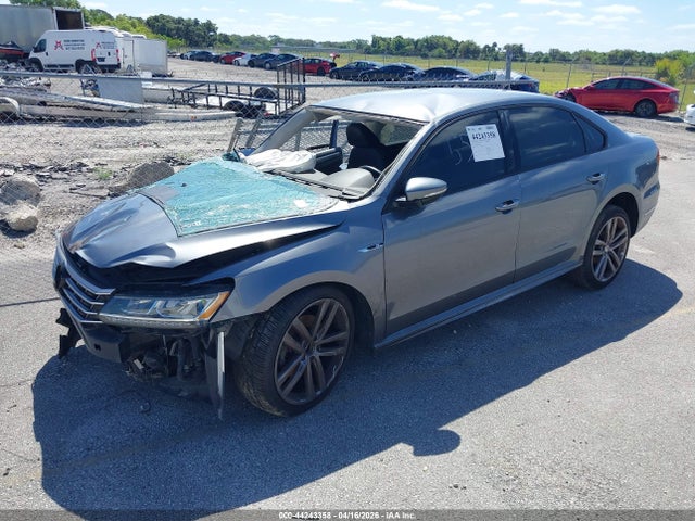 Продаж на аукціоні авто 2018 Volkswagen Passat 2.0t R-line/2.0t S, vin: 1VWAA7A36JC015585, номер лоту: 44243358