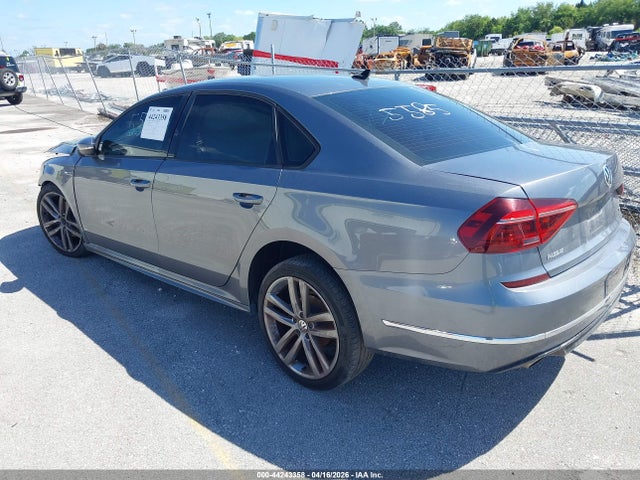 Продаж на аукціоні авто 2018 Volkswagen Passat 2.0t R-line/2.0t S, vin: 1VWAA7A36JC015585, номер лоту: 44243358