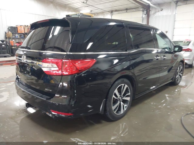 Honda Odyssey Elite 2018 5FNRL6H97JB007521 Image 4