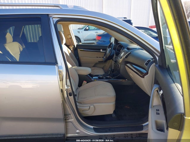 2015 KIA SORENTO 5XYKT4A6XFG628158 Photo 4