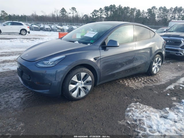 2021 TESLA MODEL Y 5YJYGDEE3MF190958 Photo 1